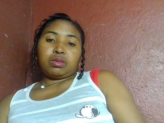 Josy-2 live cam on BongaCams