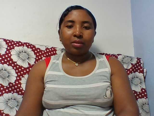 Josy-2 live cam on BongaCams