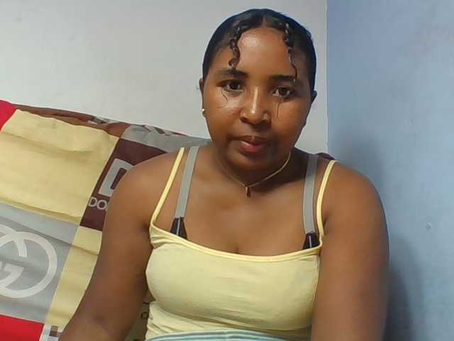 Josy-2 live cam on BongaCams