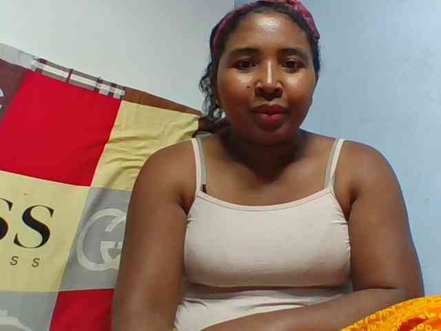 Josy-2's cam show statistics and live stream