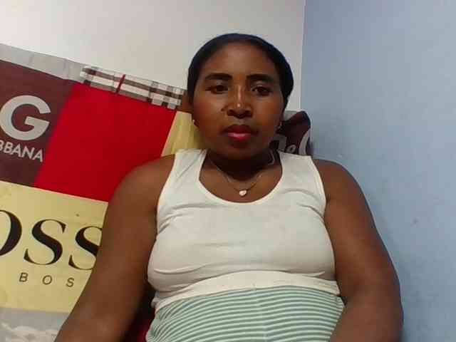 Josy-2 Live Webcam on BongaCams