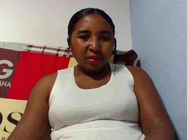 Josy-2 Live Webcam on BongaCams