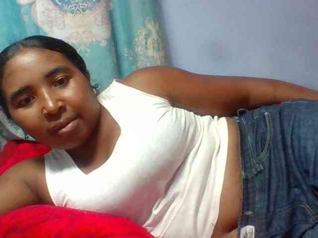 Josy-2 Live Webcam on BongaCams