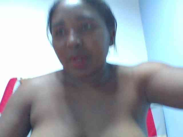 Josy-2 Live Webcam on BongaCams