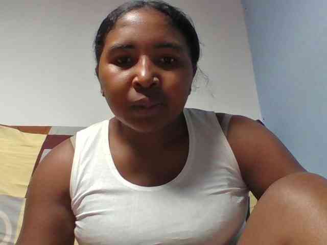 Josy-2 Live Webcam on BongaCams