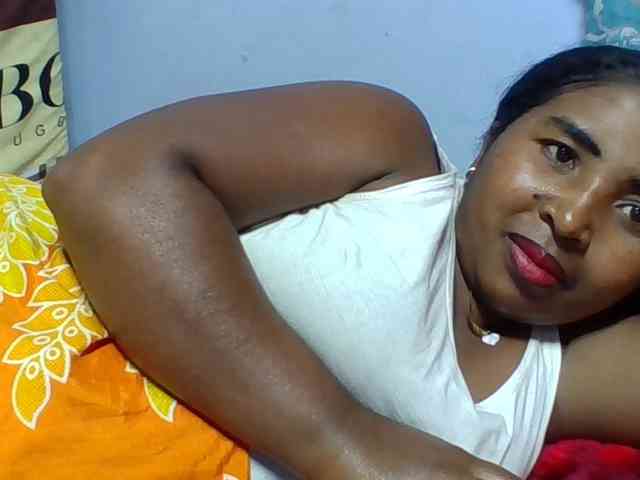 Josy-2 Live Webcam on BongaCams