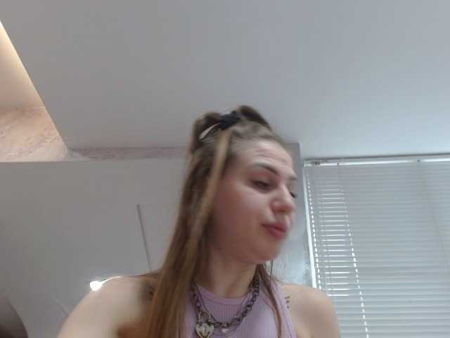 Mane-Prime's BongaCams show and profile