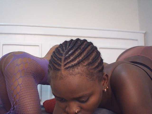Candyslicy live cam on BongaCams