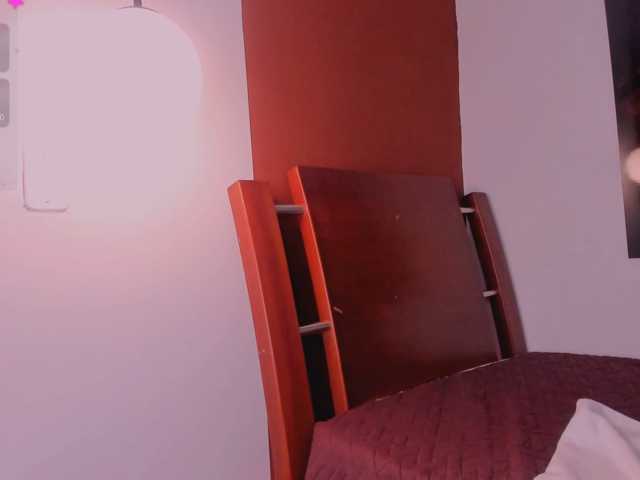 allyson-nahid live cam on BongaCams
