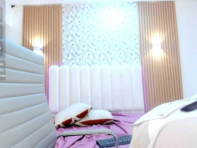allyson-nahid live cam on BongaCams