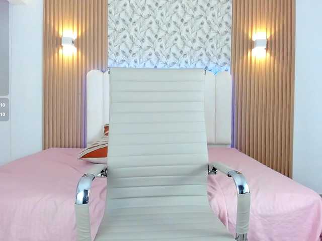 allyson-nahid live cam on BongaCams