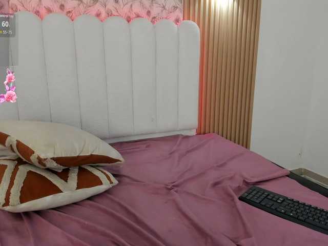 allyson-nahid live cam on BongaCams
