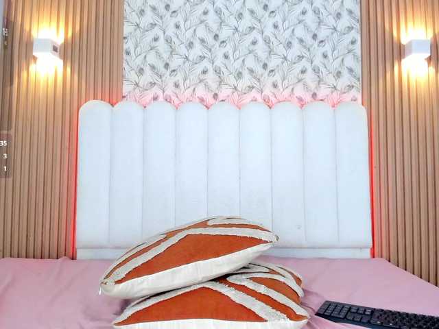 allyson-nahid live cam on BongaCams