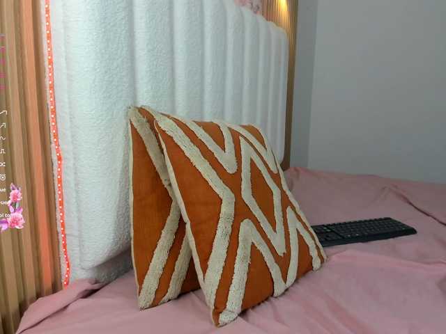 allyson-nahid live cam on BongaCams