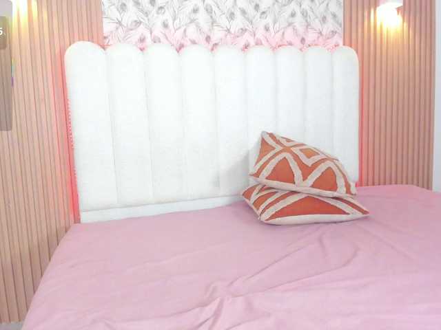 allyson-nahid live cam on BongaCams