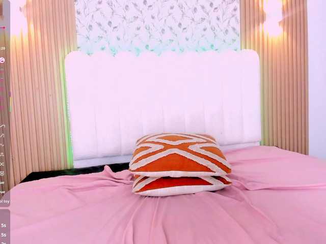 allyson-nahid live cam on BongaCams