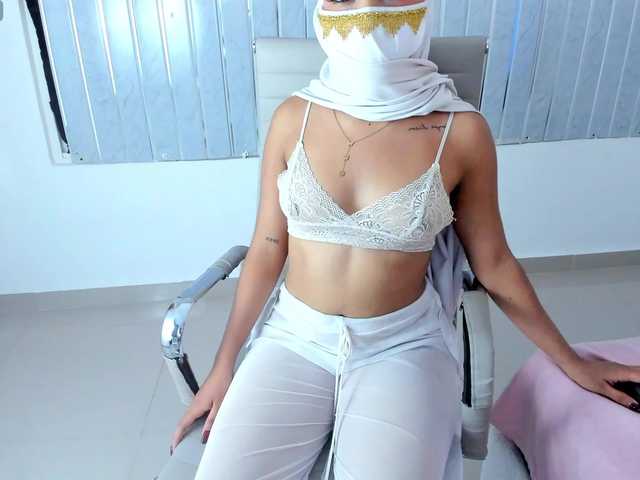 allyson-nahid live cam on BongaCams