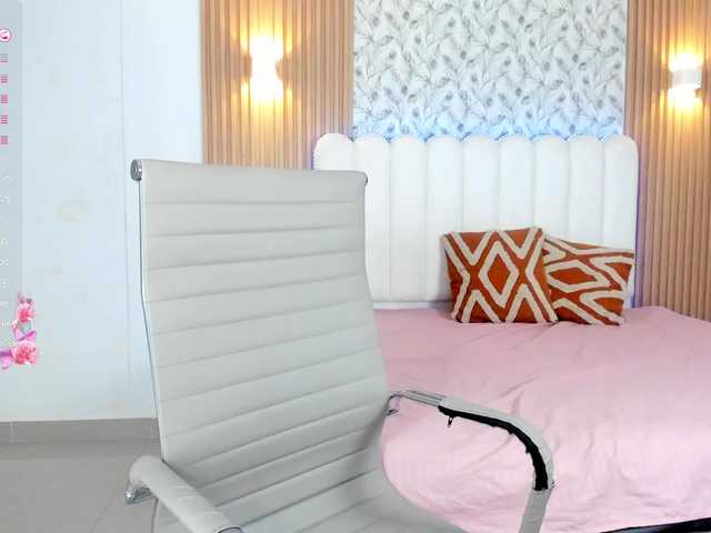 allyson-nahid live cam on BongaCams