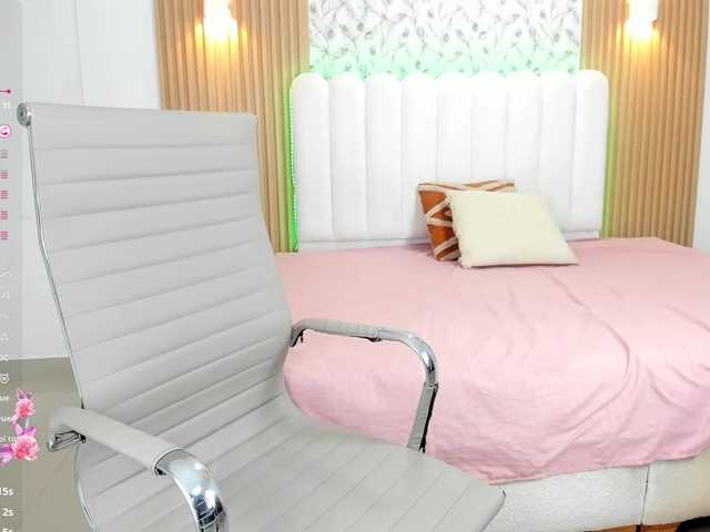 allyson-nahid live cam on BongaCams