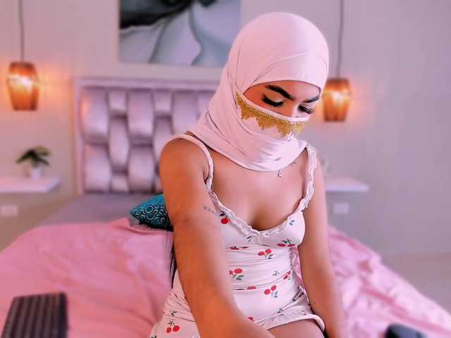 allyson-nahid live cam on BongaCams