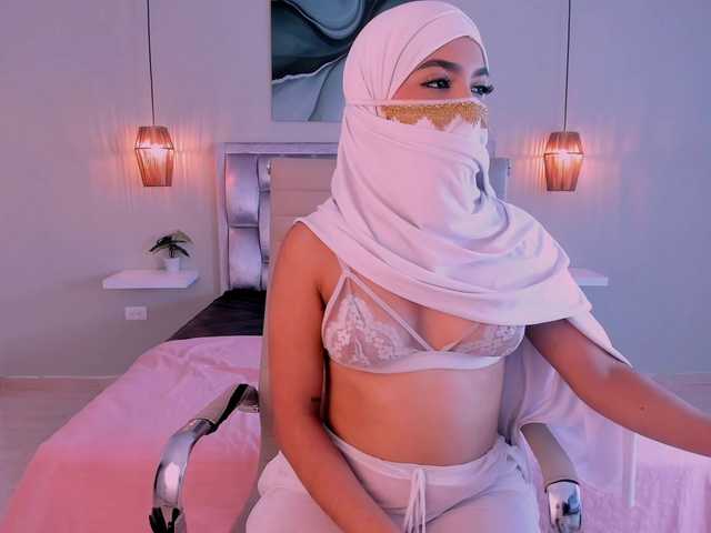 allyson-nahid live cam on BongaCams