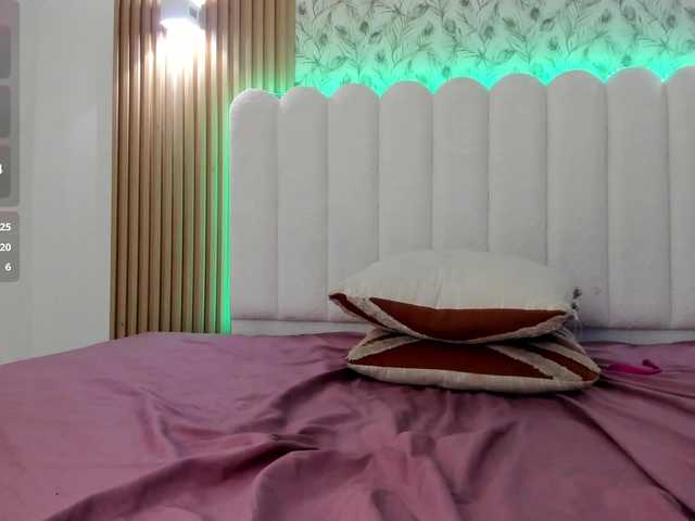 allyson-nahid live cam on BongaCams