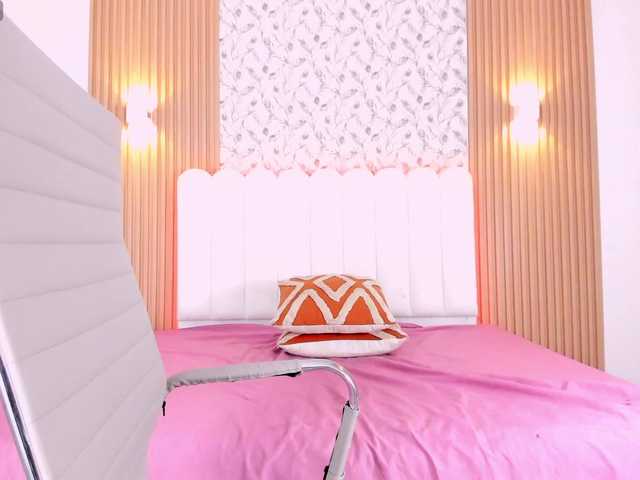 allyson-nahid live cam on BongaCams