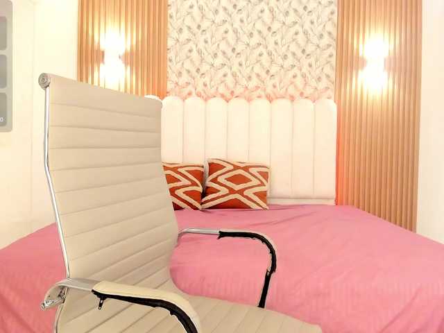 allyson-nahid live cam on BongaCams