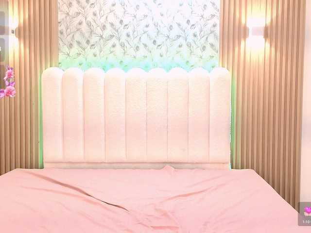 le modèle allyson-nahid est en webcam porno dans un show sur le site bongacams, il possède les tags suivants: Arab,Brunette,Hairy