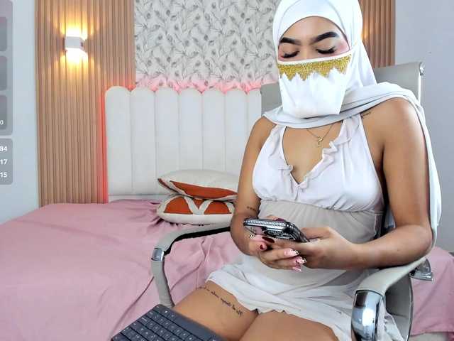 allyson-nahid live cam on BongaCams