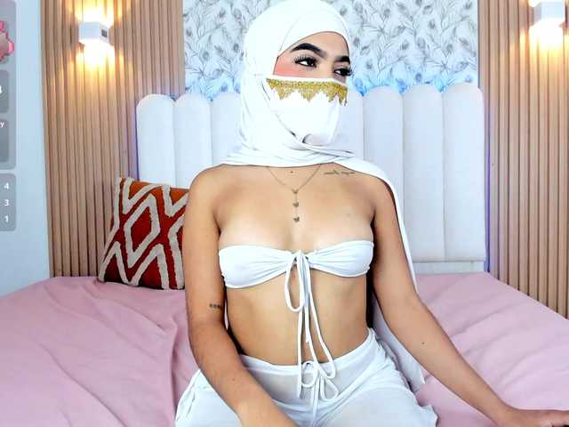 allyson-nahid live cam on BongaCams