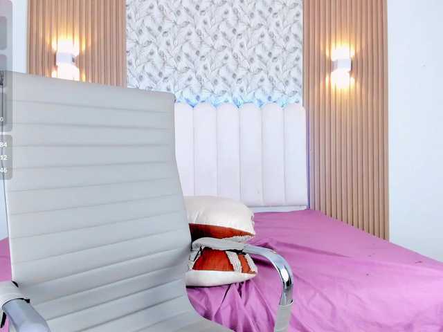 allyson-nahid live cam on BongaCams