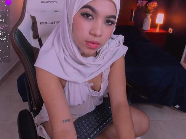 allyson-nahid live cam on BongaCams