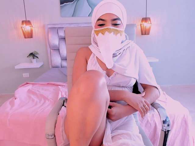 allyson-nahid live cam on BongaCams