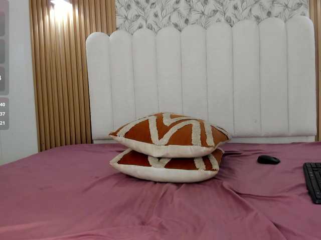 allyson-nahid live cam on BongaCams