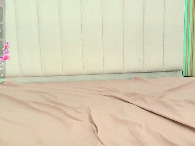 allyson-nahid webcam