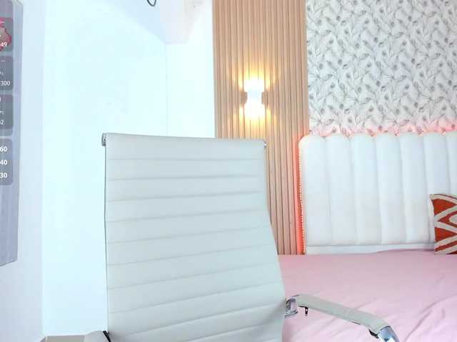 allyson-nahid live cam on BongaCams