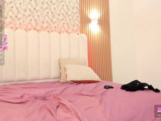 allyson-nahid live cam on BongaCams