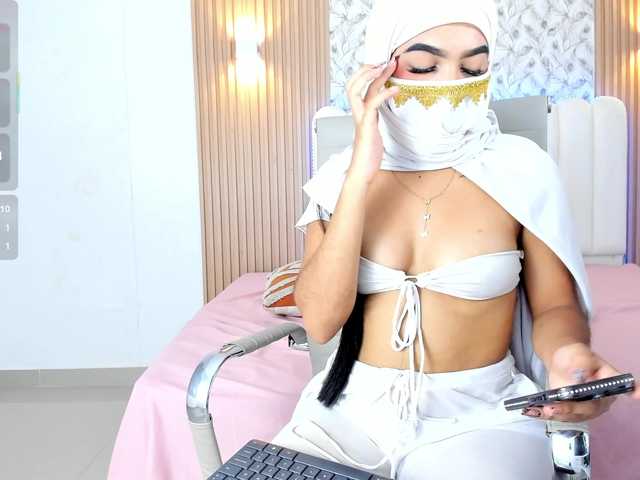 allyson-nahid live cam on BongaCams