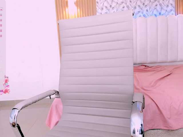 allyson-nahid live cam on BongaCams