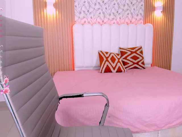 allyson-nahid live cam on BongaCams