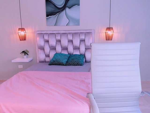 allyson-nahid live cam on BongaCams