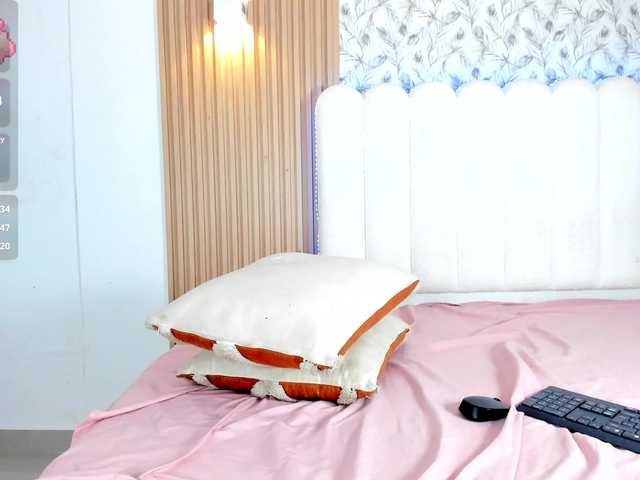 allyson-nahid live cam on BongaCams