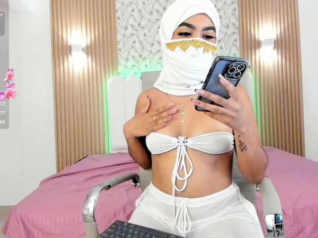 allyson-nahid live cam on BongaCams