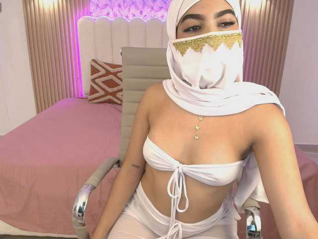 allyson-nahid's BongaCams show and profile