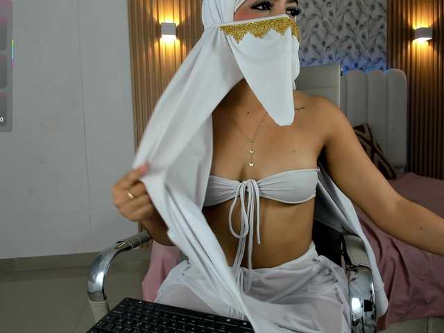 allyson-nahid live cam on BongaCams