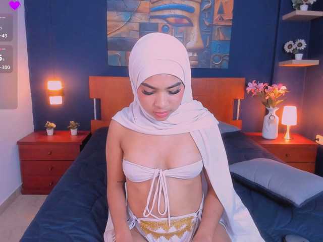 allyson-nahid live cam on BongaCams