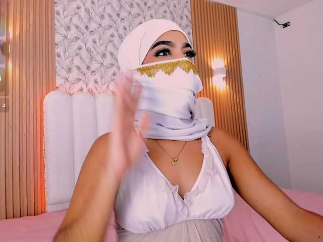 allyson-nahid live cam on BongaCams