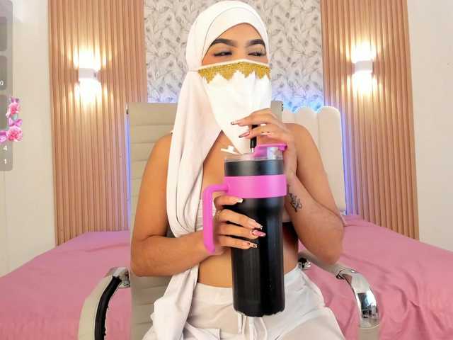 allyson-nahid live cam on BongaCams