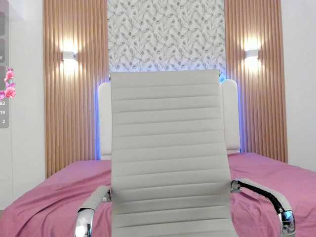 allyson-nahid live cam on BongaCams